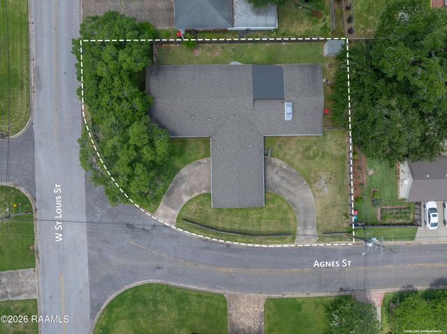 204 W Saint Louis Street, Lafayette, LA 70506