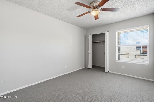 1342 W EMERALD Avenue 250, Mesa, AZ 85202