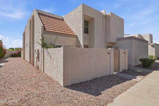 1342 W EMERALD Avenue 250, Mesa, AZ 85202