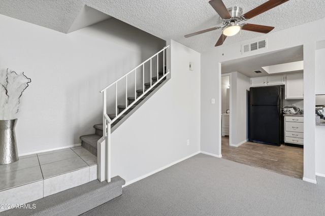 1342 W EMERALD Avenue 250, Mesa, AZ 85202