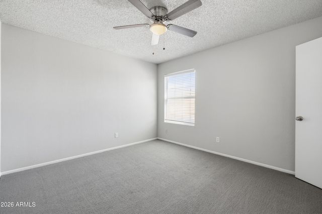 1342 W EMERALD Avenue 250, Mesa, AZ 85202