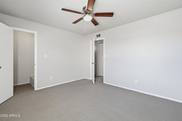 1342 W EMERALD Avenue 250, Mesa, AZ 85202