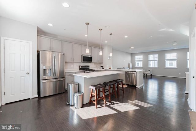 14302 POTOMAC HEIGHTS LN, Rockville, MD 20850