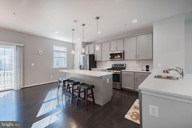 14302 POTOMAC HEIGHTS LN, Rockville, MD 20850