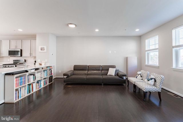 14302 POTOMAC HEIGHTS LN, Rockville, MD 20850