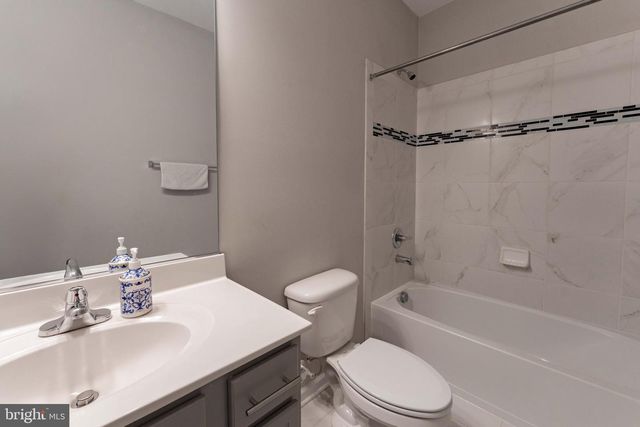 14302 POTOMAC HEIGHTS LN, Rockville, MD 20850