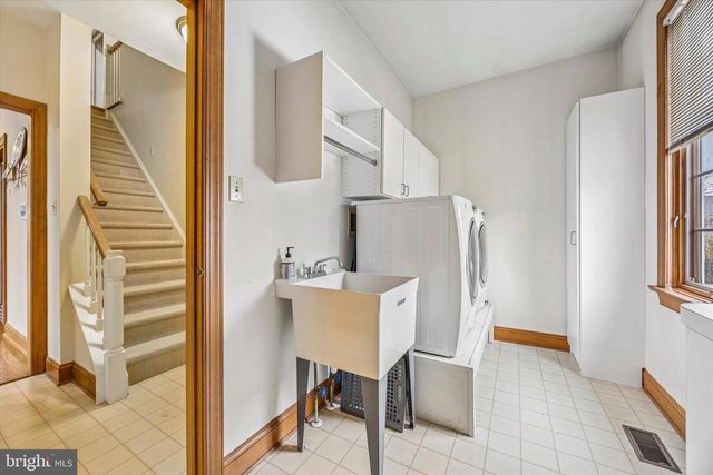 839 FOXFIELD RD, Ambler, PA 19002