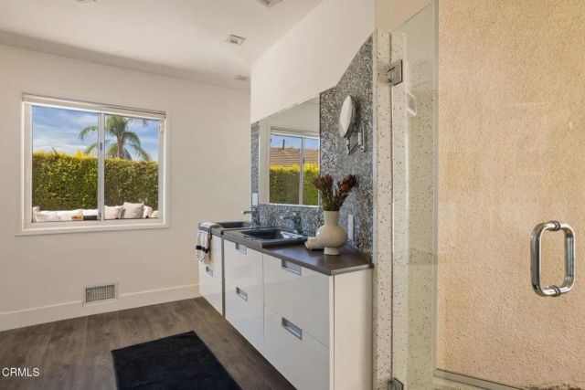 1919 Deermont Road, Glendale, CA 91207