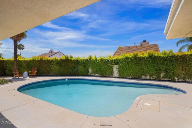 1919 Deermont Road, Glendale, CA 91207