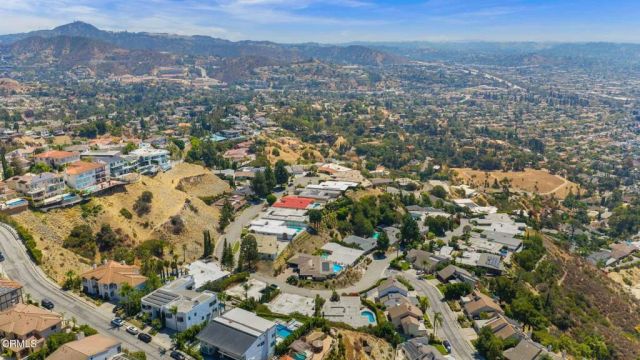 1919 Deermont Road, Glendale, CA 91207