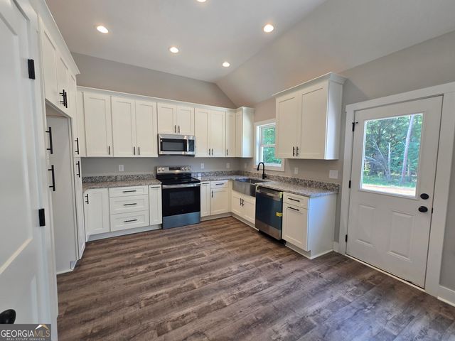 656 Highland Avenue, Hartwell, GA 30643