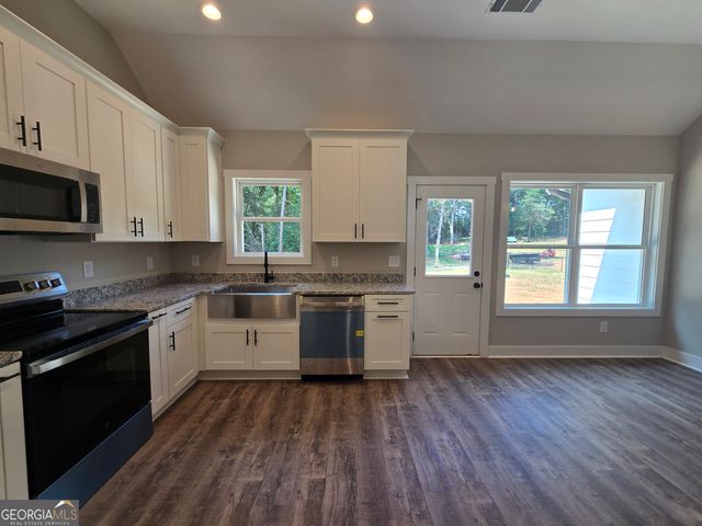 656 Highland Avenue, Hartwell, GA 30643