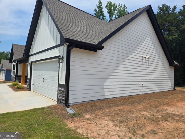 656 Highland Avenue, Hartwell, GA 30643