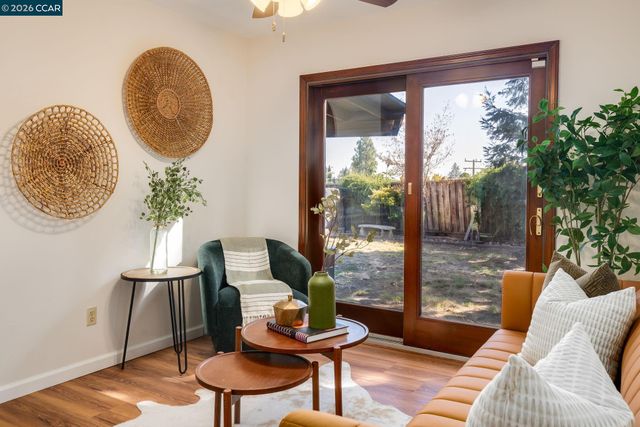 30 Hodur Ct, Pleasant Hill, CA 94523