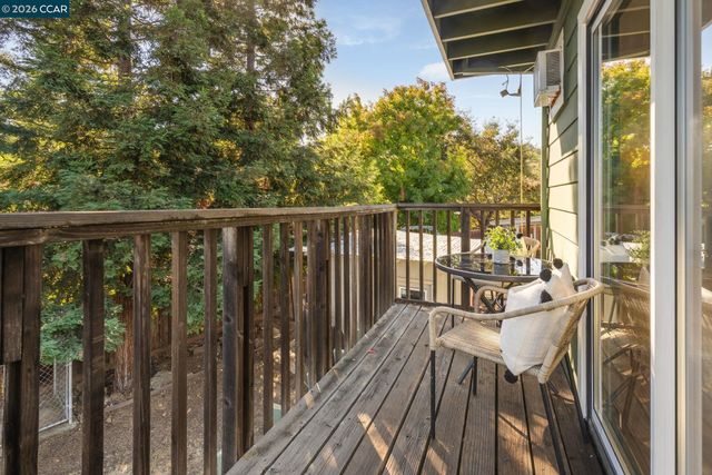 30 Hodur Ct, Pleasant Hill, CA 94523