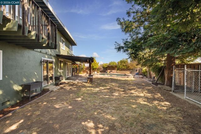 30 Hodur Ct, Pleasant Hill, CA 94523