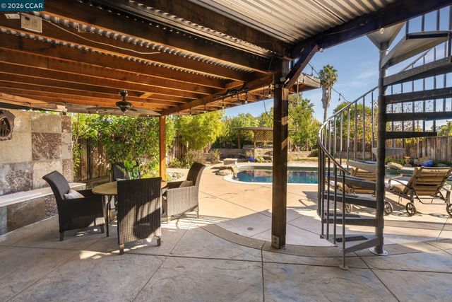 30 Hodur Ct, Pleasant Hill, CA 94523