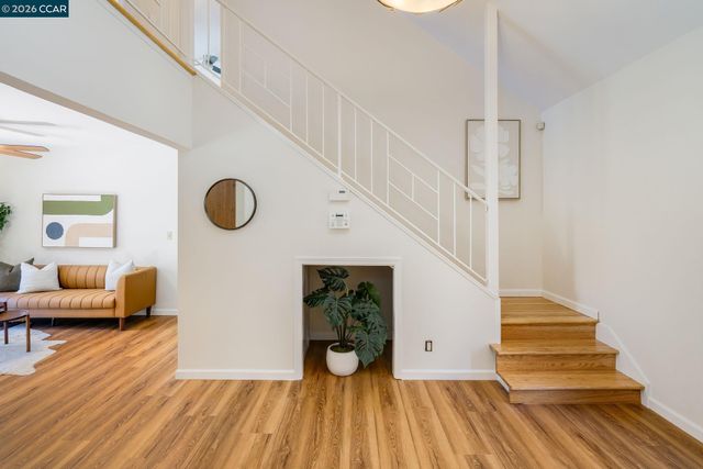 30 Hodur Ct, Pleasant Hill, CA 94523