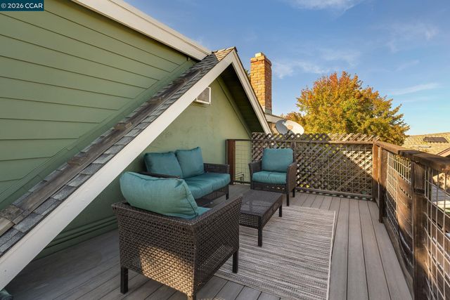 30 Hodur Ct, Pleasant Hill, CA 94523