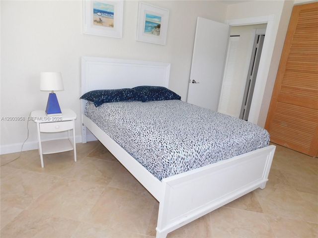 108 NE 30th St, Wilton Manors, FL 33334