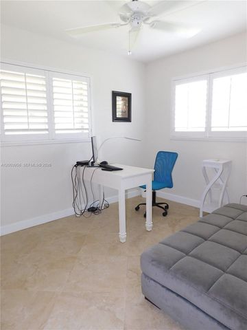 108 NE 30th St, Wilton Manors, FL 33334