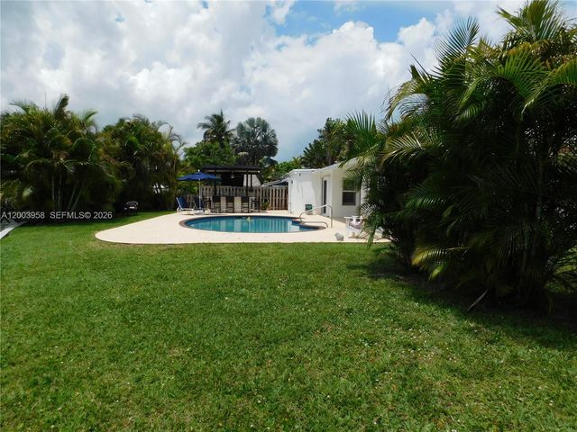108 NE 30th St, Wilton Manors, FL 33334