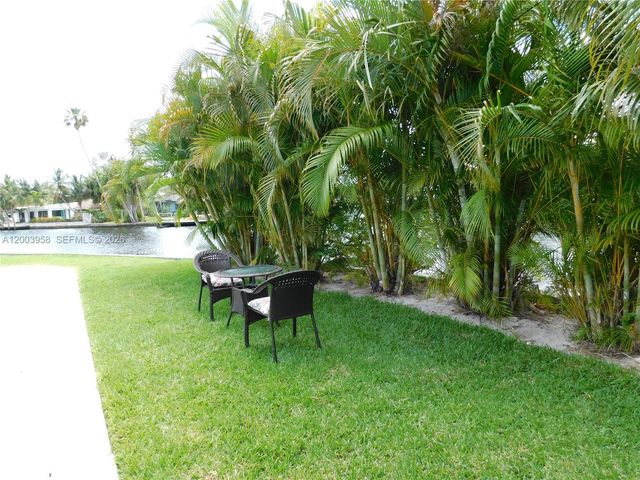 108 NE 30th St, Wilton Manors, FL 33334