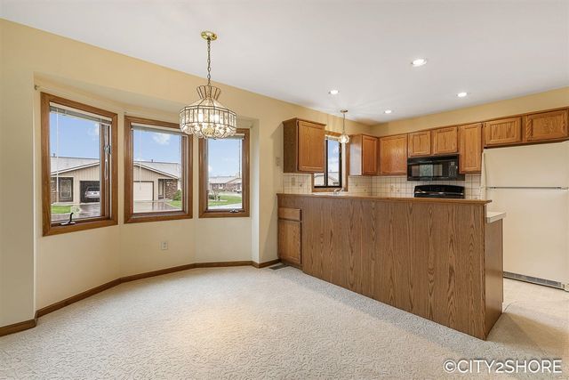 6793 Waterview Drive, Grandville, MI 49418