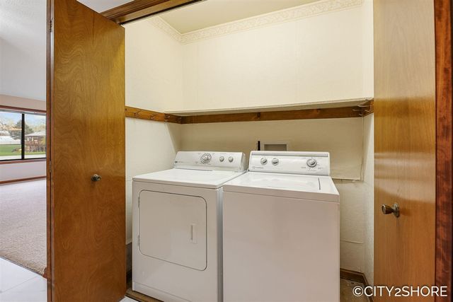 6793 Waterview Drive, Grandville, MI 49418