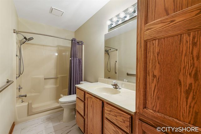 6793 Waterview Drive, Grandville, MI 49418