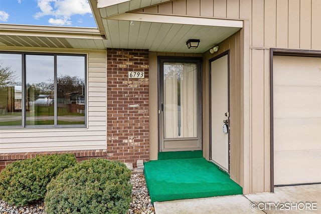 6793 Waterview Drive, Grandville, MI 49418