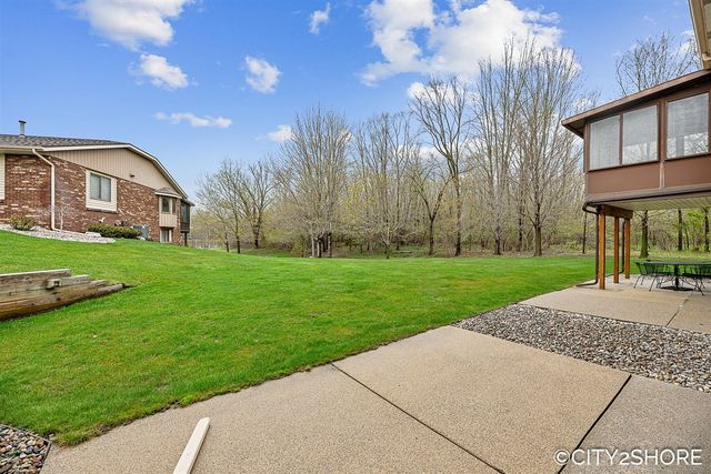 6793 Waterview Drive, Grandville, MI 49418