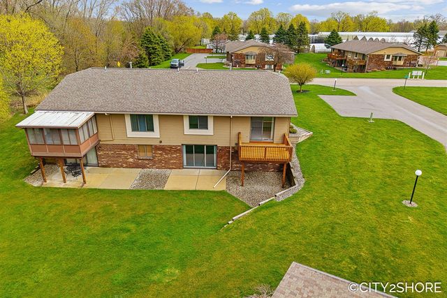 6793 Waterview Drive, Grandville, MI 49418