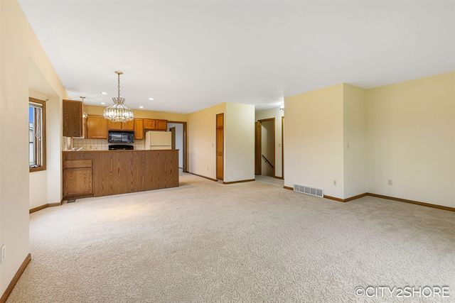 6793 Waterview Drive, Grandville, MI 49418