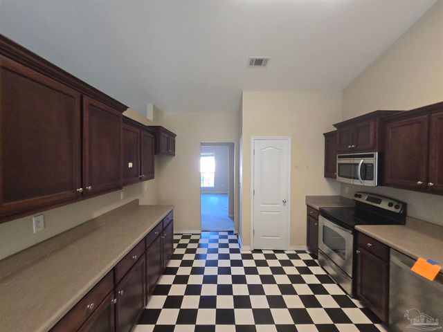 11592 Aruba Dr, Pensacola, FL 32506