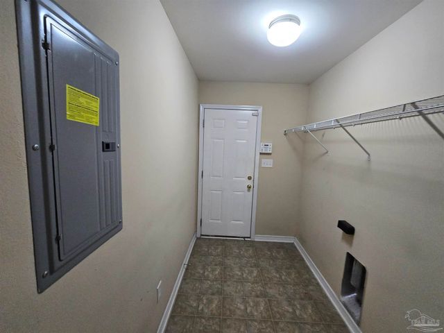 11592 Aruba Dr, Pensacola, FL 32506