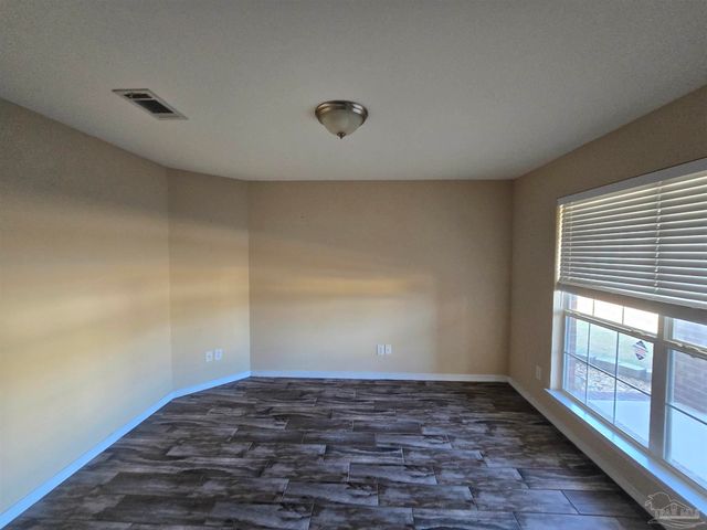 11592 Aruba Dr, Pensacola, FL 32506