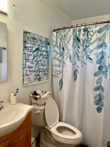 4075 Palm Forest Drive N, Delray Beach, FL 33445