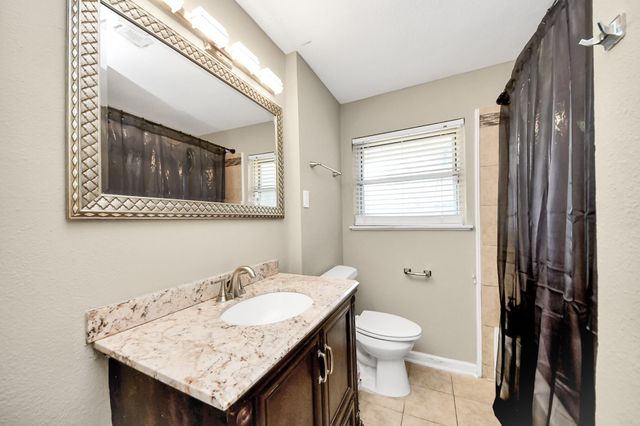 5870 Overdale Street, Houston, TX 77033