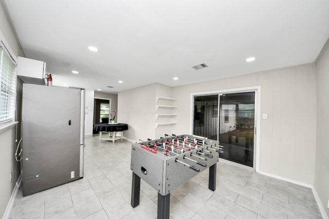 5870 Overdale Street, Houston, TX 77033