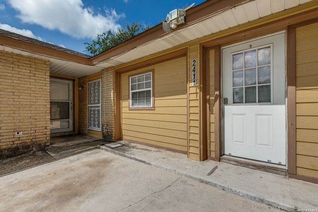 2411 Marilyn Kay St, San Antonio, TX 78238
