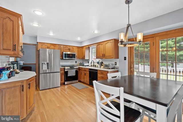 1016 GREEN LN, Secane, PA 19018