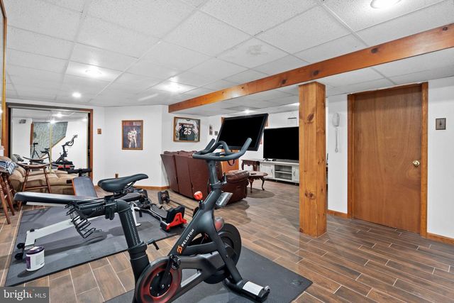 1016 GREEN LN, Secane, PA 19018