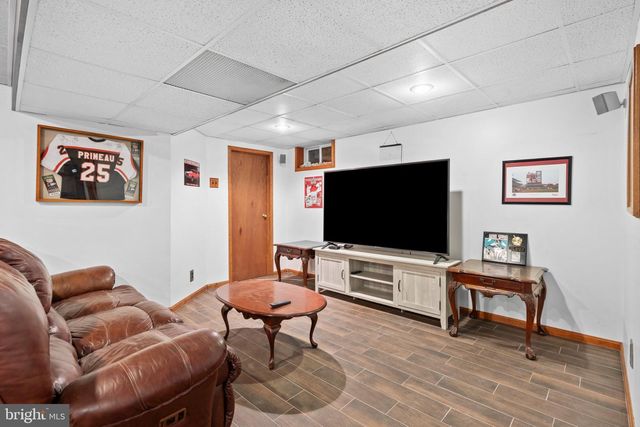 1016 GREEN LN, Secane, PA 19018