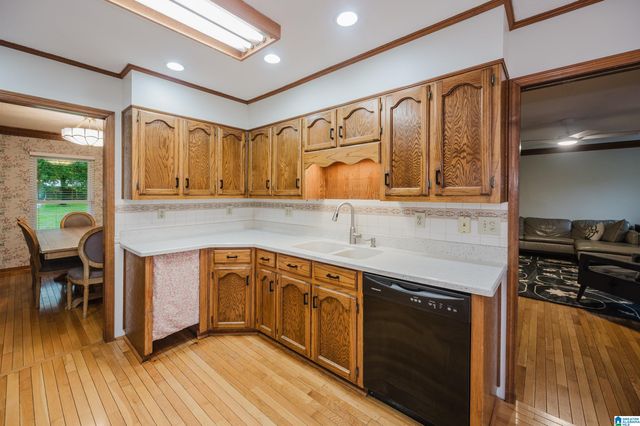 5025 EUBANKS ROAD SE, Bessemer, AL 35022
