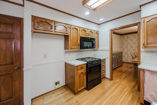 5025 EUBANKS ROAD SE, Bessemer, AL 35022