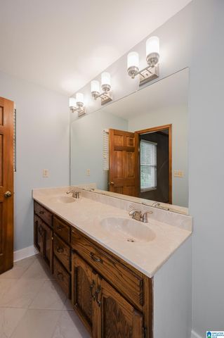5025 EUBANKS ROAD SE, Bessemer, AL 35022