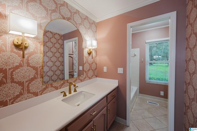 5025 EUBANKS ROAD SE, Bessemer, AL 35022