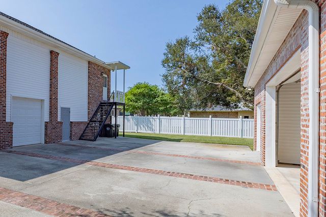 178 Vi Drive, Houma, LA 70360