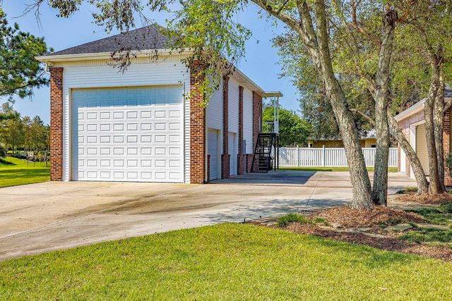 178 Vi Drive, Houma, LA 70360